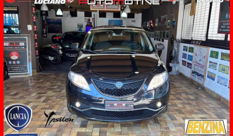 Lancia Ypsilon 1.2 69 CV 5 porte NEOPATENTATO pieno