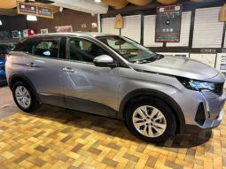 PEUGEOT 3008 1.5 HDI 130 CV 2021 pieno
