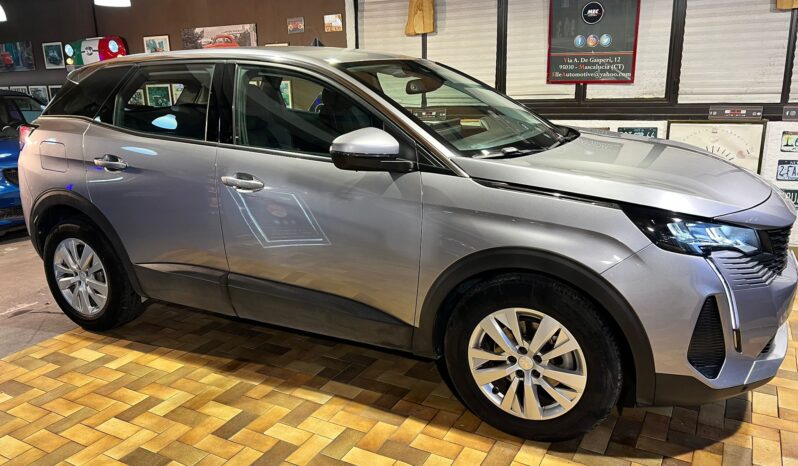 PEUGEOT 3008 1.5 HDI 130 CV 2021 pieno