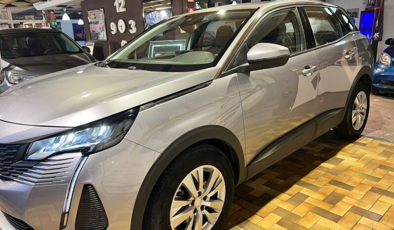 PEUGEOT 3008 1.5 HDI 130 CV 2021 pieno