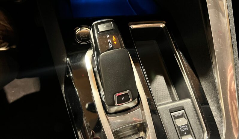 PEUGEOT 3008 1.5 HDI 130 CV 2021 pieno