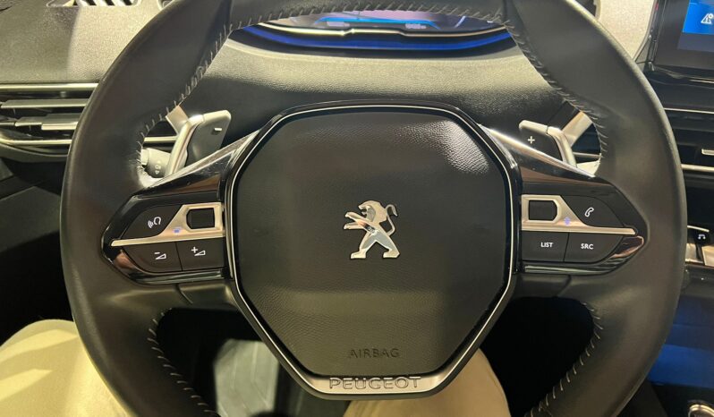 PEUGEOT 3008 1.5 HDI 130 CV 2021 pieno