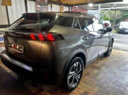 PEUGEOT 2008 II 1.5 HDI 130 CV 11/2021 pieno