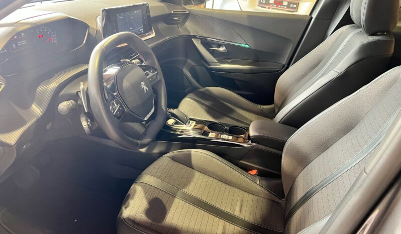 PEUGEOT 2008 II 1.5 HDI 130 CV 11/2021 pieno
