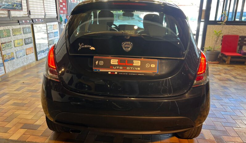 Lancia Ypsilon 1.2 69 CV 2015 NEOPATENTATO pieno