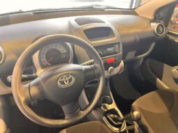 Toyota Aygo 1.0 5 porte NEOPATENTAO pieno