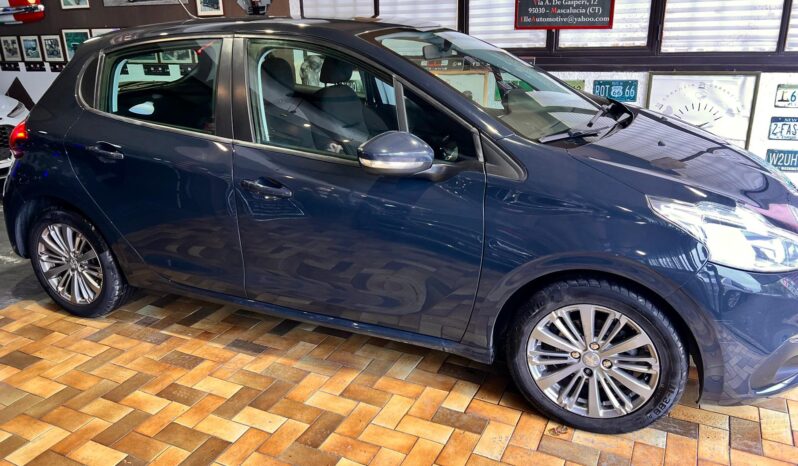 Peugeot 208 1.5 HDI Allure 2019 pieno