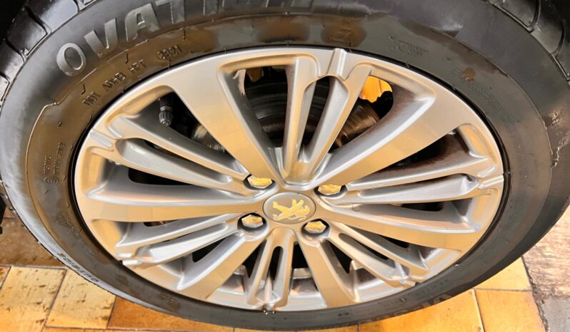 Peugeot 208 1.5 HDI Allure 2019 pieno