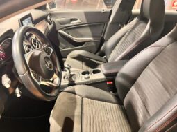 Mercedes-benz CLA 200 d Premium 80000 KM pieno