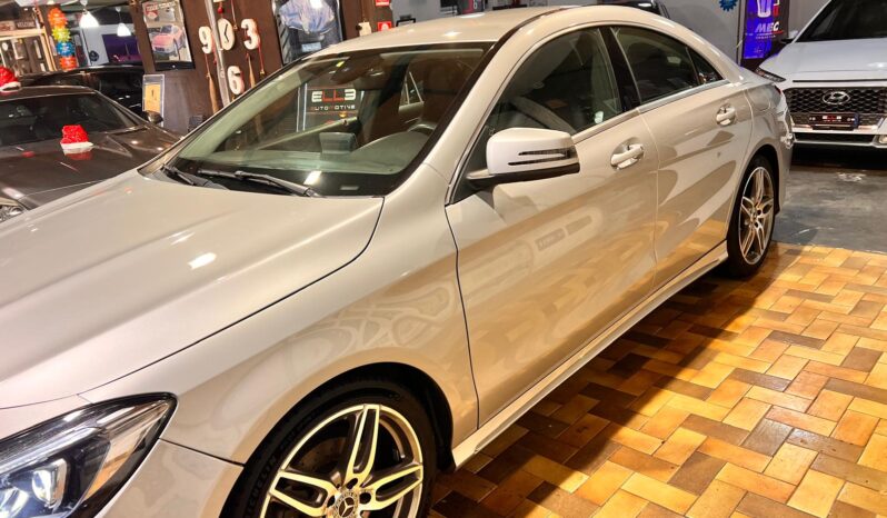 Mercedes-benz CLA 200 d Premium 80000 KM pieno
