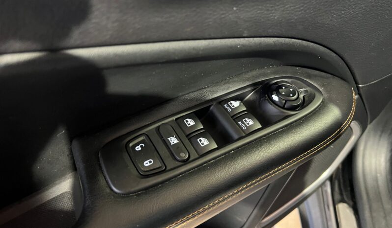 Jeep Compass 1.6 MTJ Limited pieno