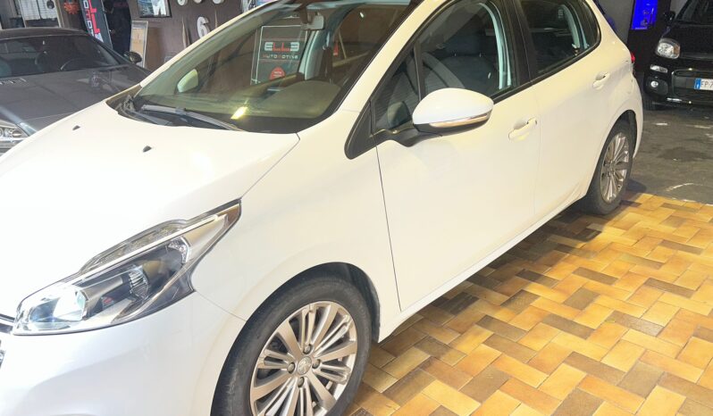 Peugeot 208 1.6 HDi 75 CV 2018 pieno