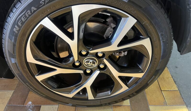 Toyota C-HR 1.8 Hybrid Style 2019 pieno
