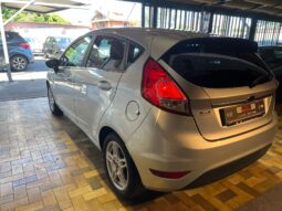 FORD FIESTA 1.5 TDCI 12/2014 pieno
