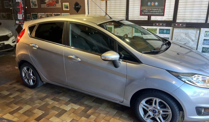 FORD FIESTA 1.5 TDCI 12/2014 pieno